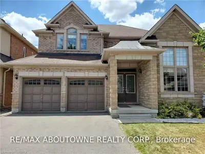 2256 MILLSTONE Drive, Oakville, ON L6M 0G1