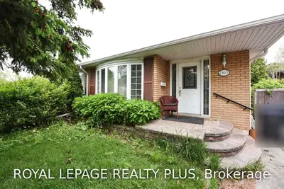 1859 Bonnymede Drive, Mississauga, ON L5J 1E2