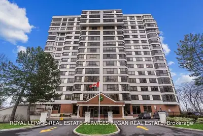 1271 Walden Circle 305, Mississauga, ON L5J 4R4