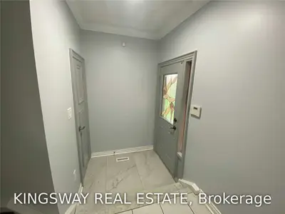 525 Meadows Boulevard 22, Mississauga, ON L4Z 1H2