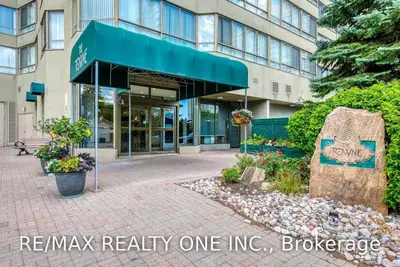 3605 Kariya Drive PH11, Mississauga, ON L5B 3J4