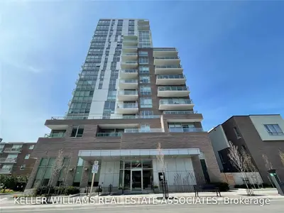8 Ann Street 204, Mississauga, ON L5G 3E6