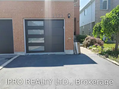 2773 Westbury Court Upper, Mississauga, ON L5M 6B4