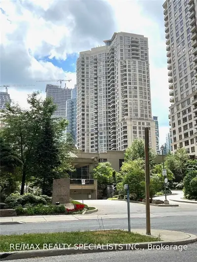 3888 Duke of York Boulevard 236, Mississauga, ON L5B 4P5