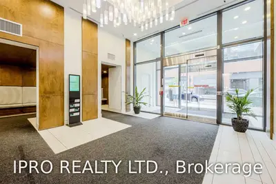 2212 Lake Shore Boulevard W 3901, Toronto W06, ON M8V 0C2