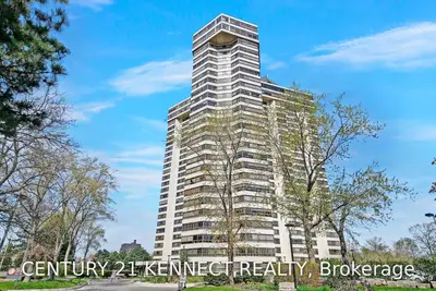 1300 Bloor Street 102, Mississauga, ON L4Y 3Z2