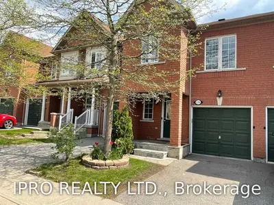 7360 Zinnia Place 136, Mississauga, ON L5W 2A5