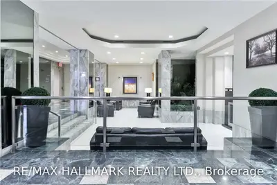 4460 Tucana Court 206, Mississauga, ON L5R 3K9