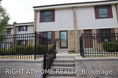 2779 Gananoque Drive 70, Mississauga, ON L5N 2E4