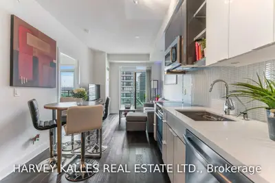 33 Shore Breeze Drive 707, Toronto W06, ON M8V 1A1