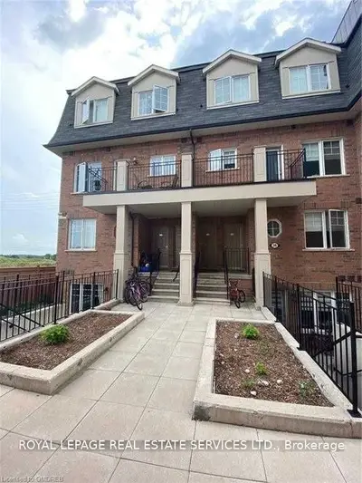 2420 Baronwood Drive 35-03, Oakville, ON L6M 0J7