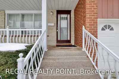 2394 Chilsworthy Avenue, Mississauga, ON L5B 2R2