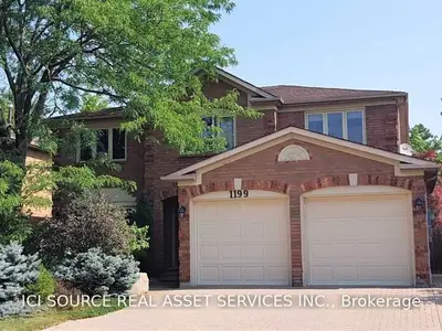 1199 Fairmeadow Trail, Oakville, ON L6M 2M8