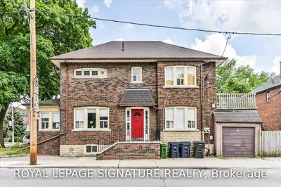 395 Annette Street Upper, Toronto W02, ON M6P 1R7