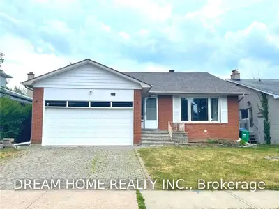 1323 Shamir Crescent S Upper, Mississauga, ON L5C 1L2