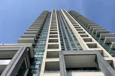 4055 Parkside Village Drive Th06, Mississauga, ON L5B 0K8