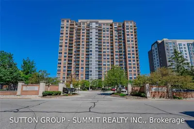 55 Strathaven Drive 207, Mississauga, ON L5R 4G9