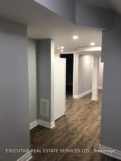 5454 TASHA Drive, Mississauga, ON L5M 6N5
