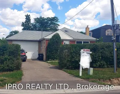 20 Chauncey Avenue, Toronto W08, ON M8Z 2Z3
