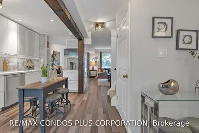 7111 Cadiz Crescent, Mississauga, ON L5N 1Y3