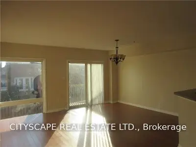 5959 Stonebriar Crescent, Mississauga, ON L5V 2T8