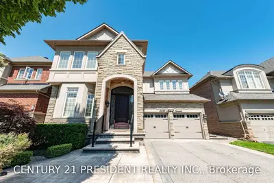 3333 Mistwell Crescent, Oakville, ON L6L 0A2
