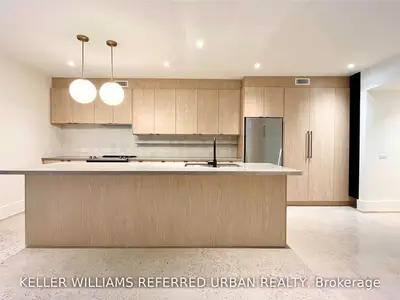 1540 King Street W 1A, Toronto W01, ON M6K 1J6