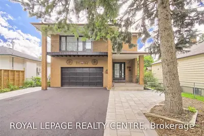 1087 Orchard Road, Mississauga, ON L5E 2N7