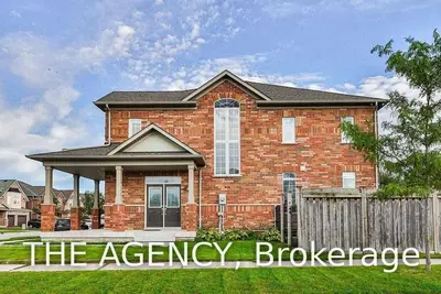 2042 Quinte Street, Burlington, ON L7L 7B9