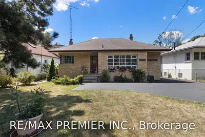 1506 Cawthra Road, Mississauga, ON L5G 4L2