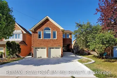 5784 Greensboro Drive, Mississauga, ON L5M 5T1