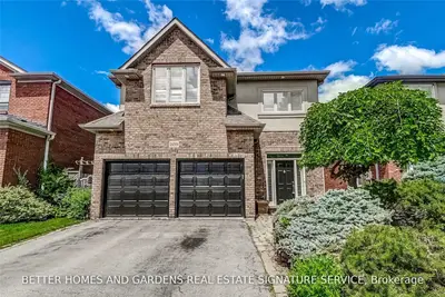2159 Rosemount Crescent, Oakville, ON L6M 3P8