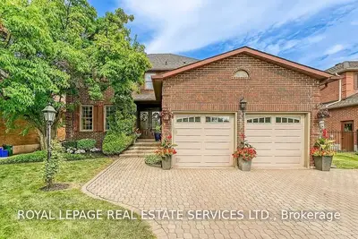 1183 Old Abbey Lane, Oakville, ON L6M 1M9