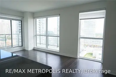 4055 Parkside Village Drive 1418, Mississauga, ON L5B 0K2