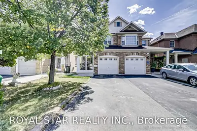 1390 Weir Chase, Mississauga, ON L5V 2W9