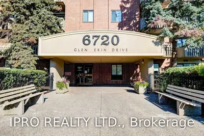 6720 Glen Erin Drive 413, Mississauga, ON L5N 3K8