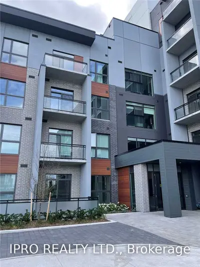 95 Dundas Street W 504, Oakville, ON L6M 5N3