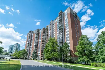 20 Mississauga Valley Boulevard 1808, Mississauga, ON L5A 3S1