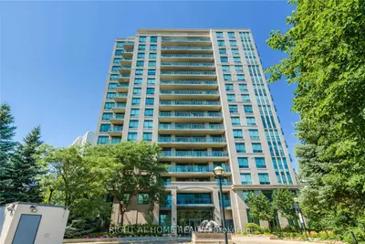 38 Fontenay Court 1303, Toronto W08, ON M9A 5H5