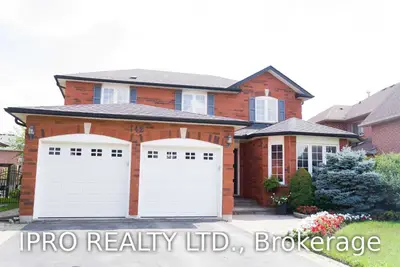 142 Madison Street, Oakville, On L6h 5z4
