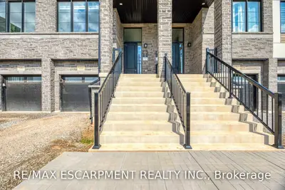 1488 Yellow Rose Circle, Oakville, On L6m 5l3