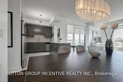 2470 Prince Michael Drive 212, Oakville, ON L6H 7P1