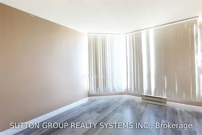 115 Hillcrest Avenue Ph8, Mississauga, ON L5B 3Y9