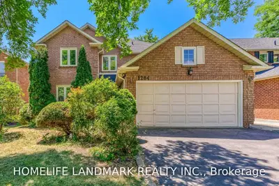 1284 Greeniaus Road, Oakville, On L6j 6y5