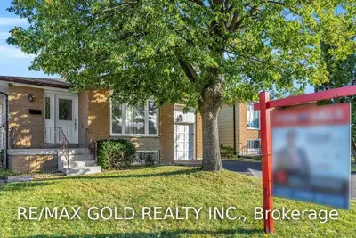 3306 Monica Drive, Mississauga, ON L4T 3E7