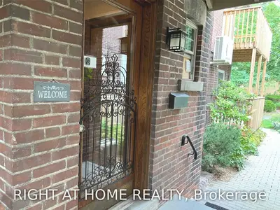 89 Indian Grove Apt #1, Toronto W01, ON M6R 2Y6