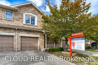 7385 Magistrate Terrace 19, Mississauga, ON L5W 1W9