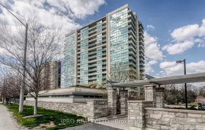 1055 Southdown Road 1210, Mississauga, ON L5J 0A3