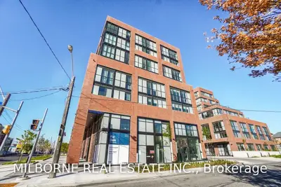 2300 St Clair Avenue W 609, Toronto W02, ON M6N 1K8