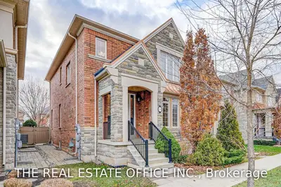 3286 Robert Brown Boulevard W, Oakville, ON L6M 0N8
